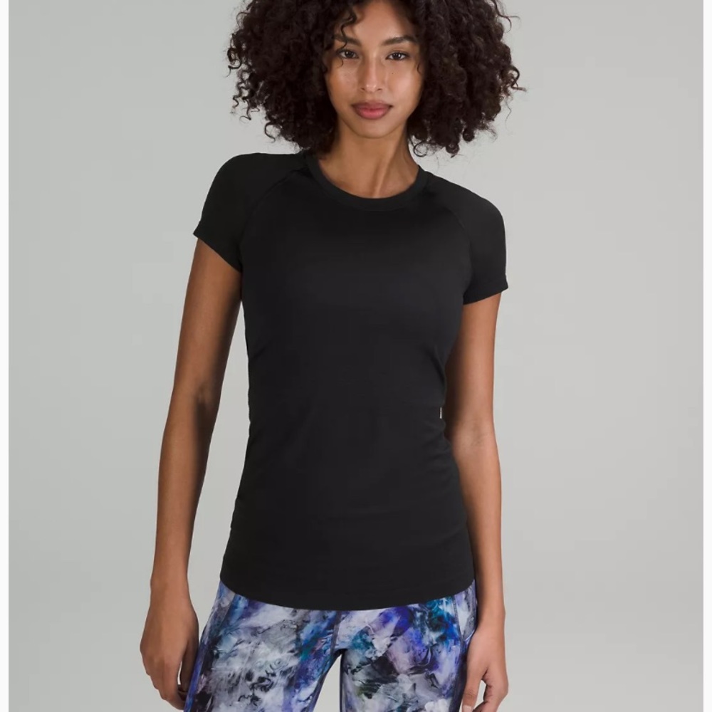 Black Lululemon Swiftly Tech Short-Sleeve Shirt 2.0